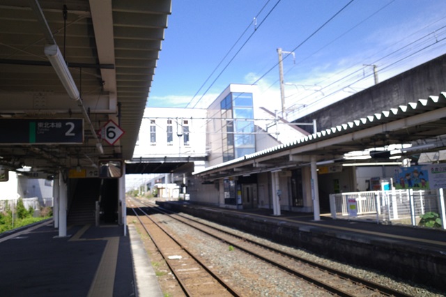 矢幅駅のホームの不植木写真