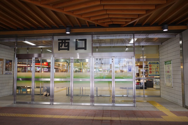 福島駅の西口