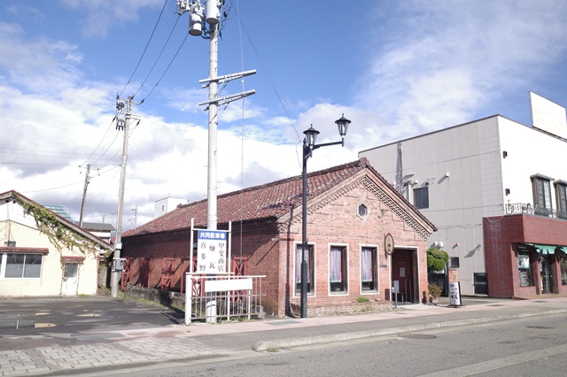喜多方駅のおすすめカフェ「珈琲専門店煉瓦」の写真