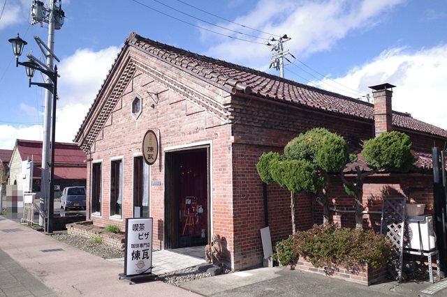 喜多方駅のおすすめカフェ「珈琲専門店煉瓦」の写真