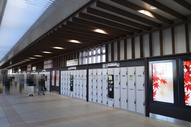 八王子駅改札外1番の箇所のコインロッカーの写真