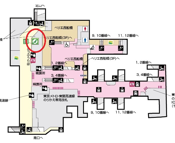 西船橋駅の功成図でのみどりの窓口の位置表示の写真