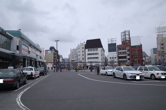 松本駅のタクシー乗り場の写真