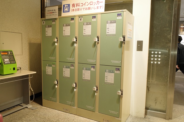 松本駅バスターミナルのコインロッカーの写真