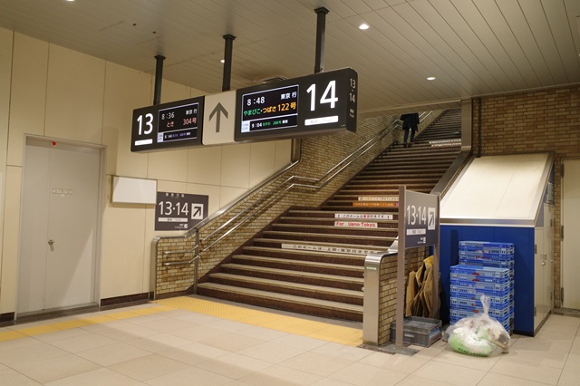 大宮駅の新幹線乗り場の写真