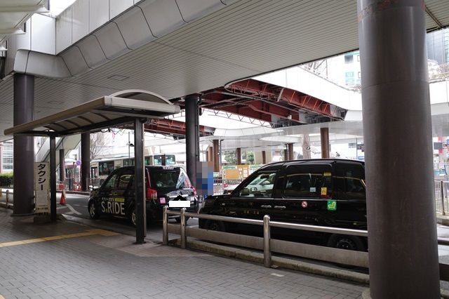 大宮駅西口のタクシー乗り場の案内