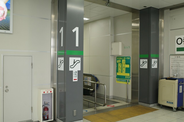 松本駅の1番線乗り場