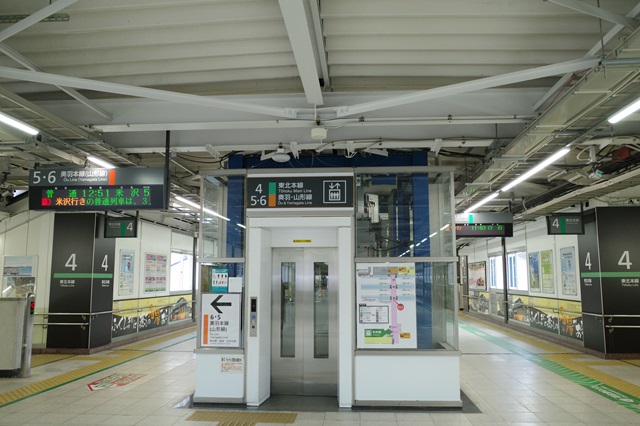 福島駅の4番線乗り場