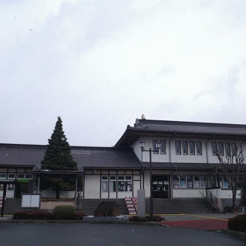 船岡駅の全景写真