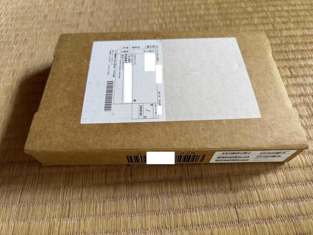 iphone16pro maxの梱包状態の写真