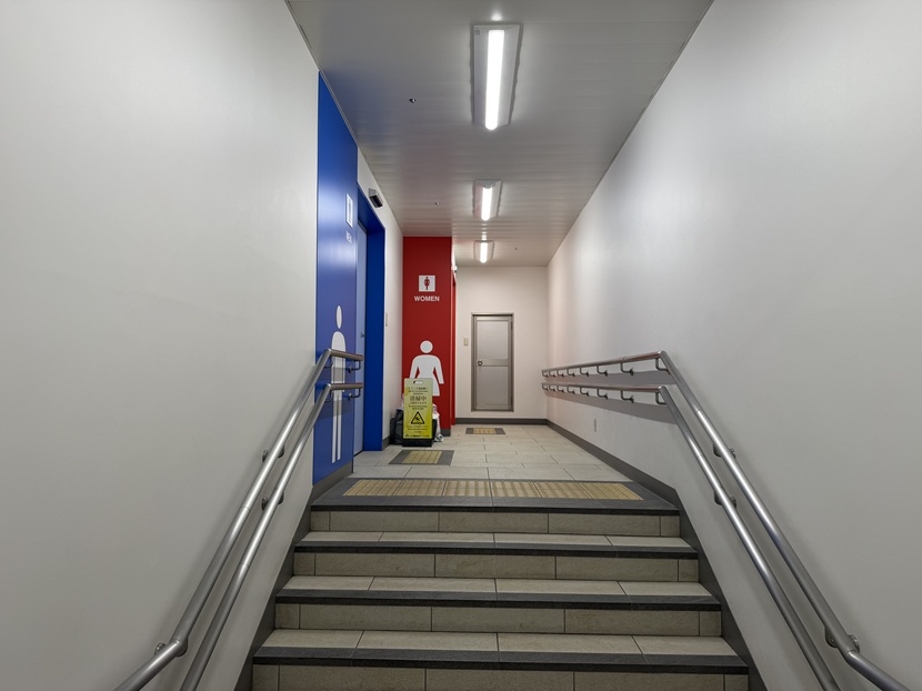 盛岡駅一階のおトイレの場所の写真